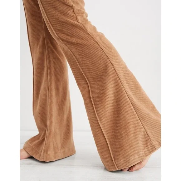 Aerie Groove On Flare Pants - Picture 2 of 7